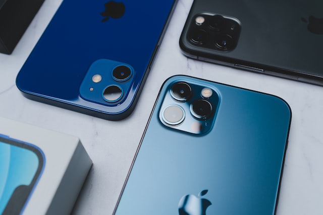 iPhone 15 Pro-Modelle sollen wieder ein Display mit dünneren Rändern erhalten: Details